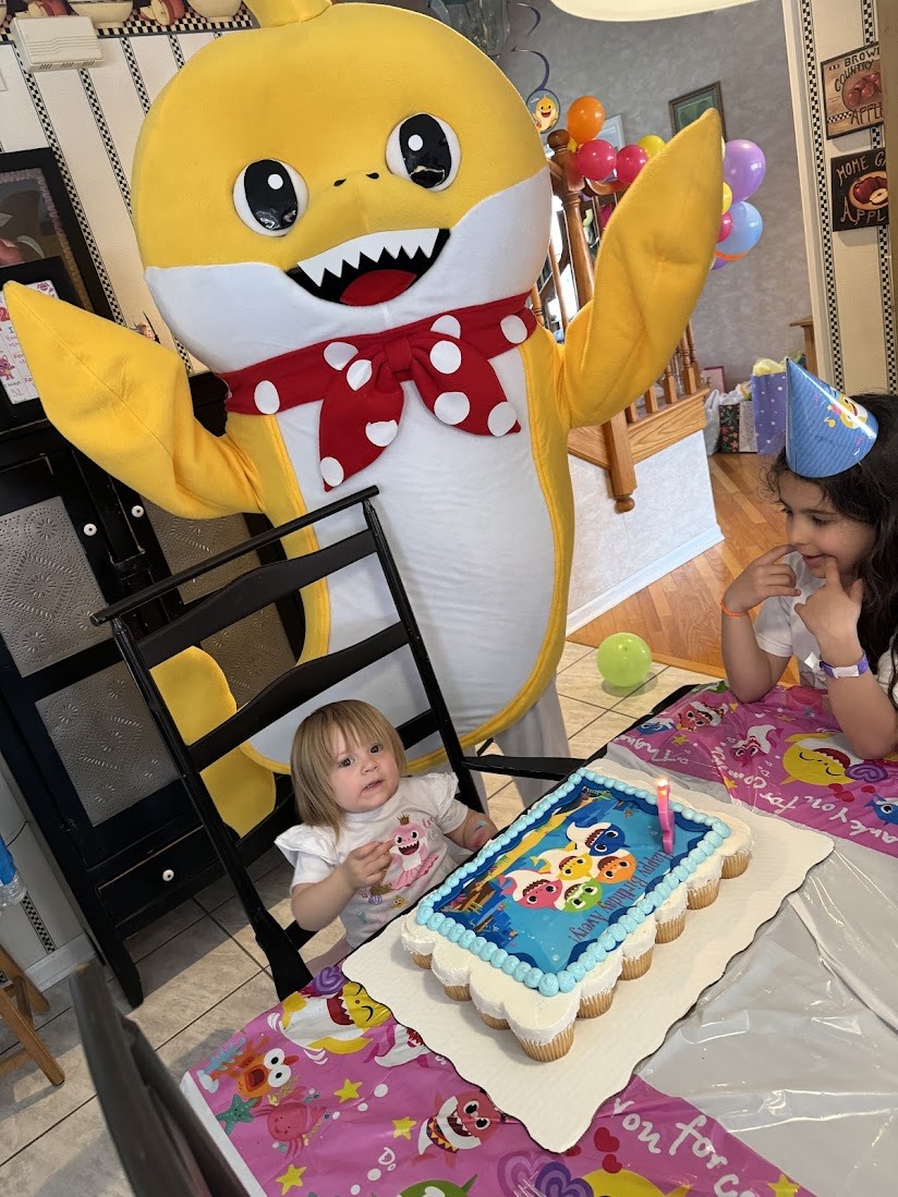 Hire Baby Shark for birthday parties - Pinkfong mascot character performer